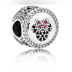 Authentic Pandora Disney Retired Mickey & Minnie Limited Edition Charm S925